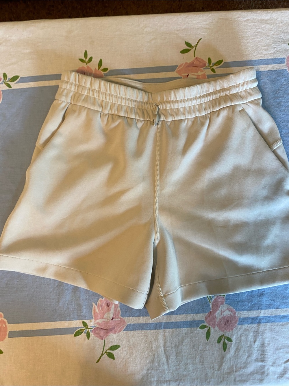 lululemon athletica Cream Elastic-Waist Athletic Shorts